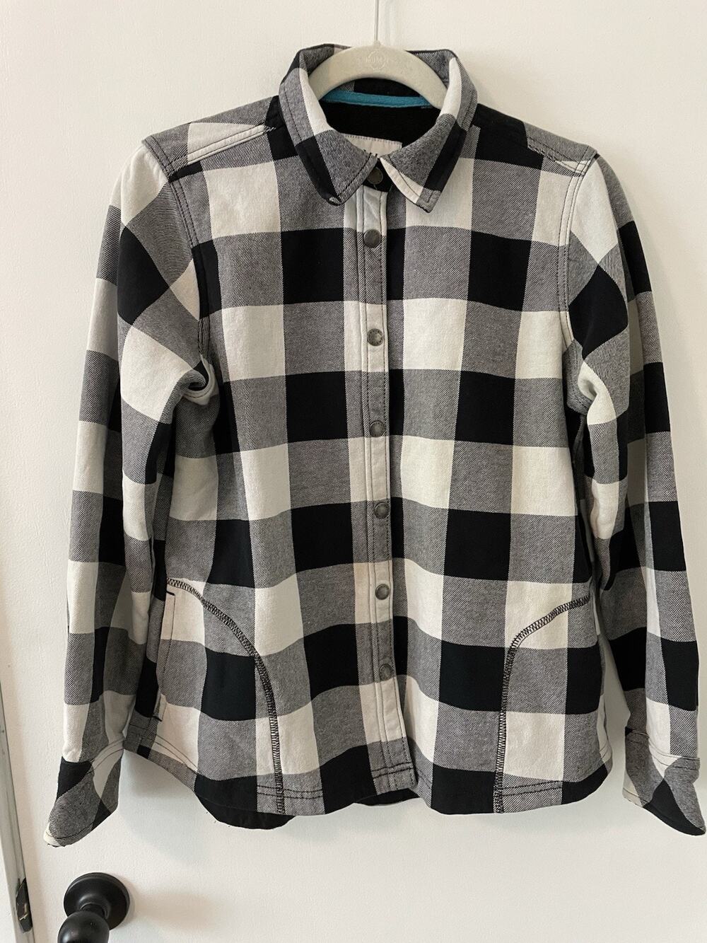 ORVIS Women's Black Buffalo Plaid Flannel Fleece Lined Snap Jacket Medium 0101